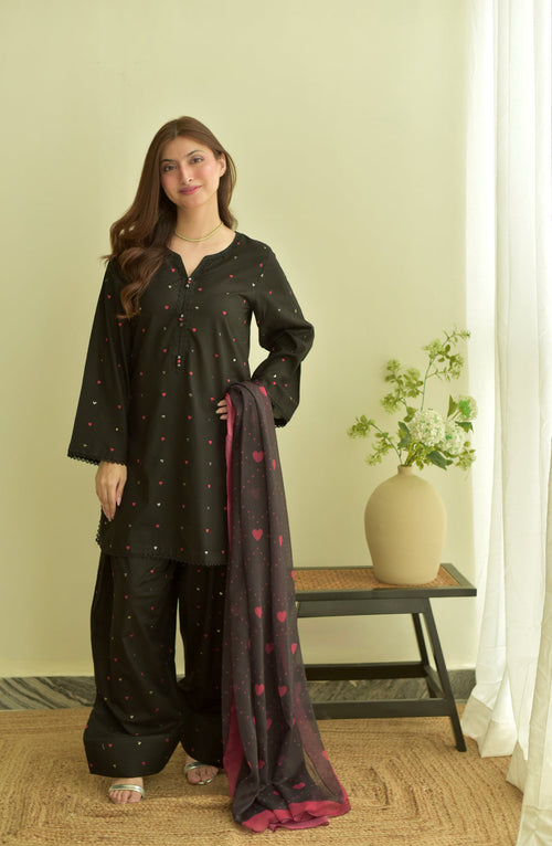 DILARA Embroidered 3PC Farshi Suit