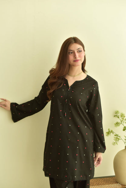 DILARA Embroidered 3PC Farshi Suit