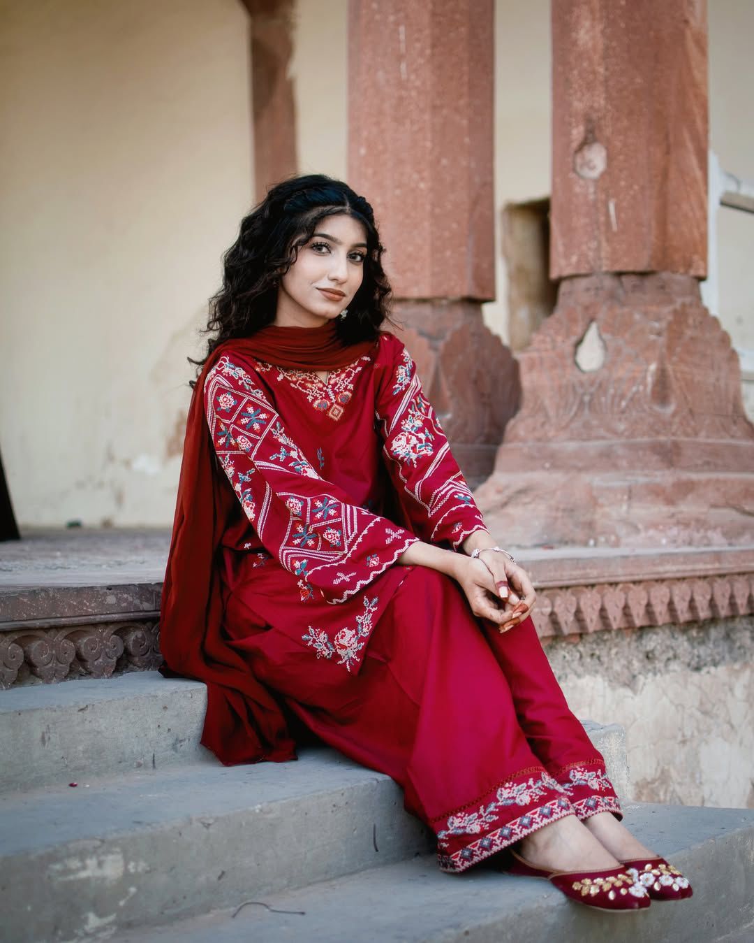 DUA EMBROIDERY 2PC (FARSHI)