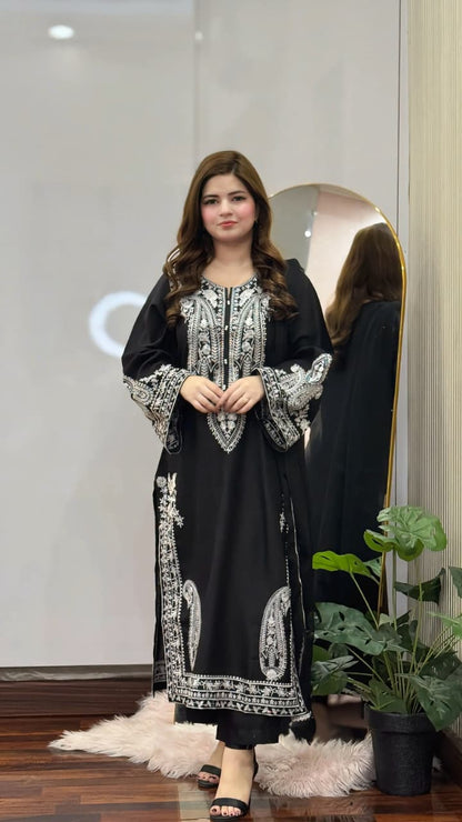 BLACK SAPPHIRE EMBROIDERED 3PC