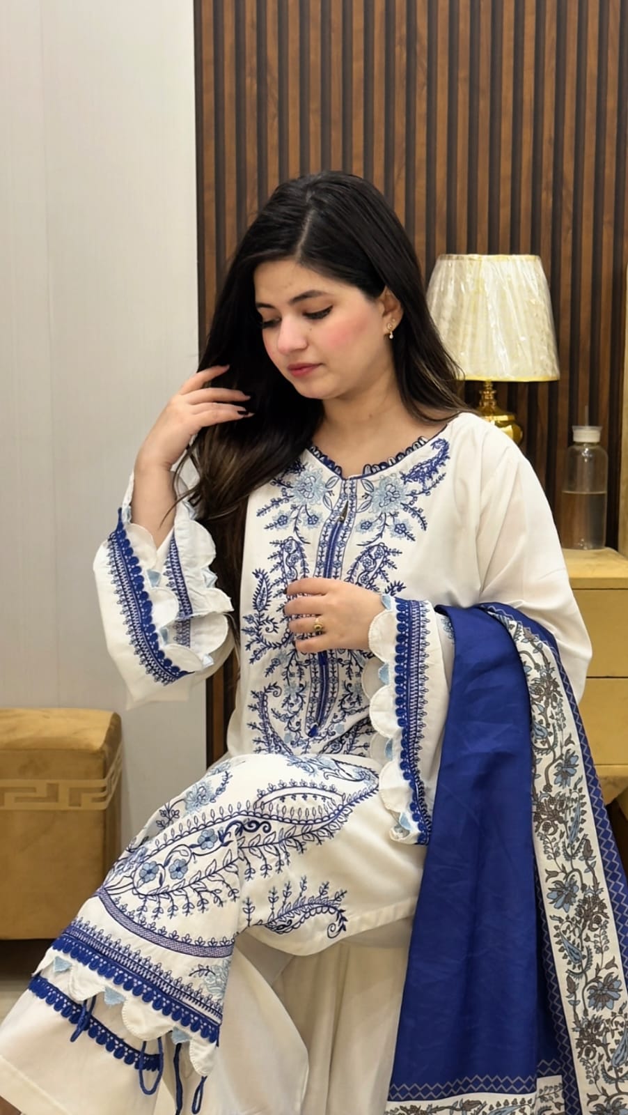 FANA EMBROIDERED 3PC (SHAWL)