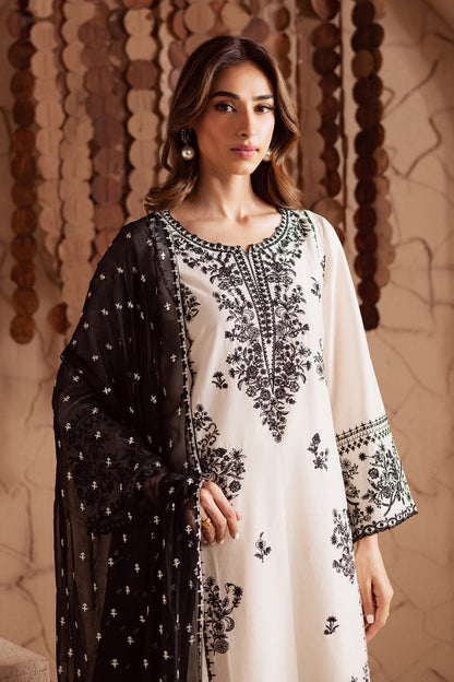 WHITE PEARL EMBROIDERED 3PC