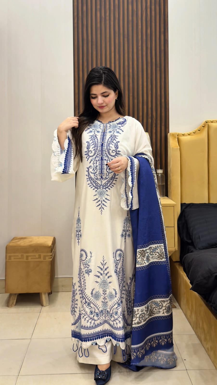 FANA EMBROIDERED 3PC (SHAWL)