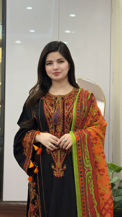 INAYA EMBROIDERED 3PC
