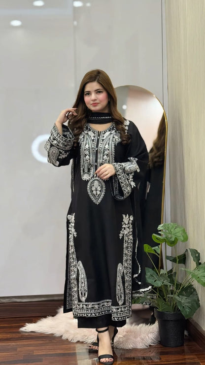 BLACK SAPPHIRE EMBROIDERED 3PC