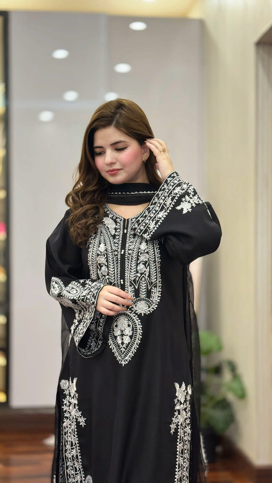BLACK SAPPHIRE EMBROIDERED 3PC