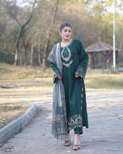 MANNAT EMBROIDERED 3PC