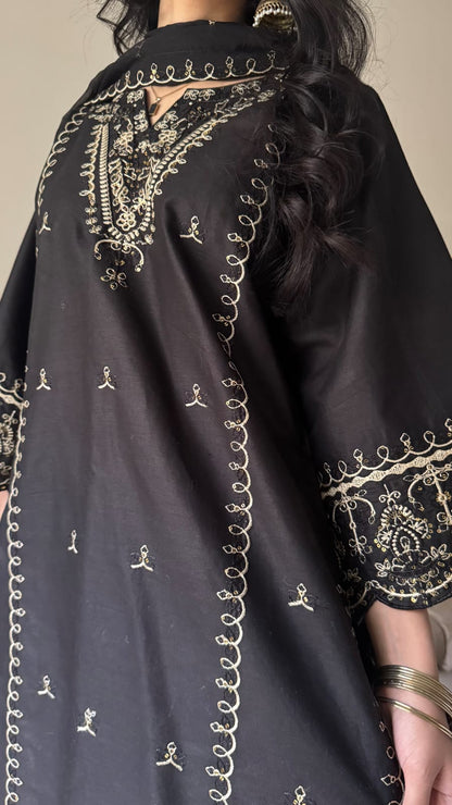 BAREEN EMBROIDERED 3PC