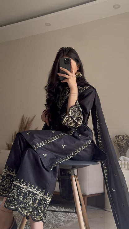 BAREEN EMBROIDERED 3PC