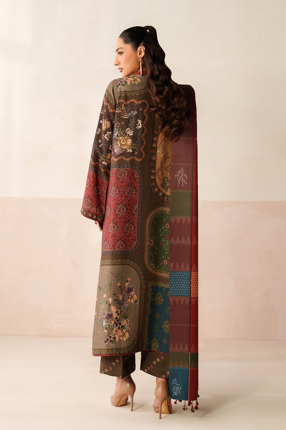 “Regal Heritage” – Poly Silk 3-Piece