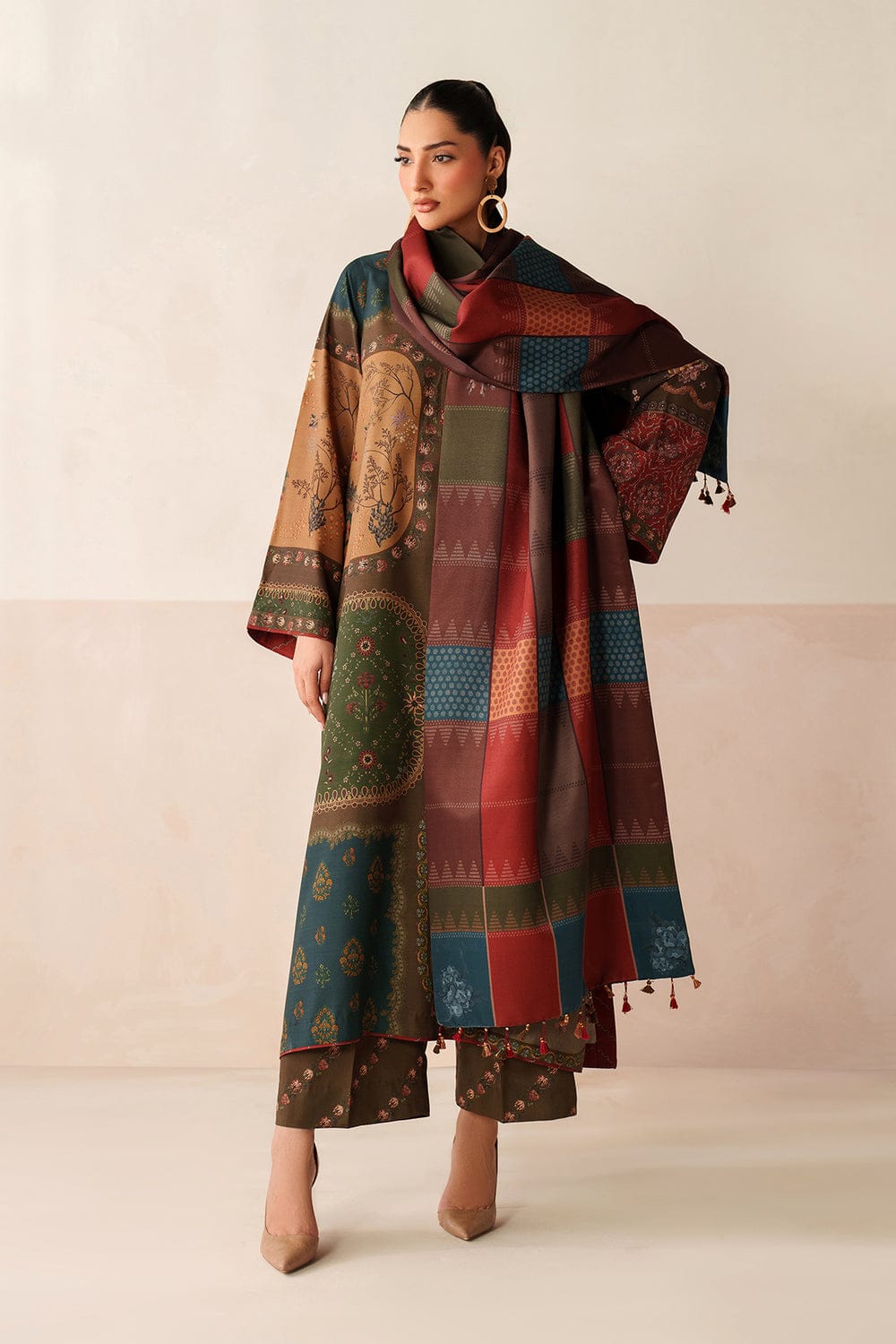 “Regal Heritage” – Poly Silk 3-Piece